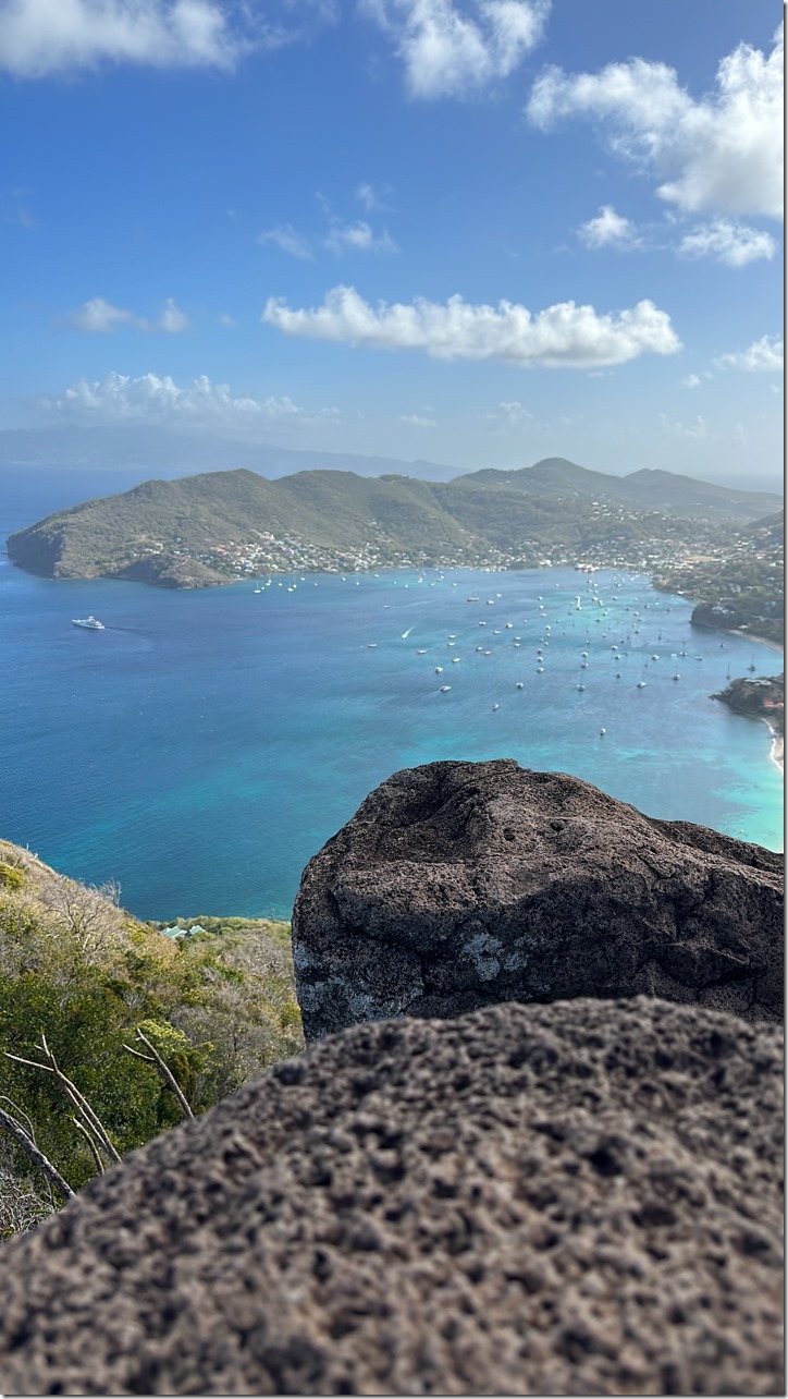 F4E24E64-2FBC-48AD-A674-17AD97D54F7D